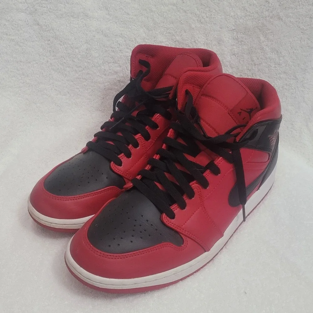 Nike Air Jordan 1 Mid 